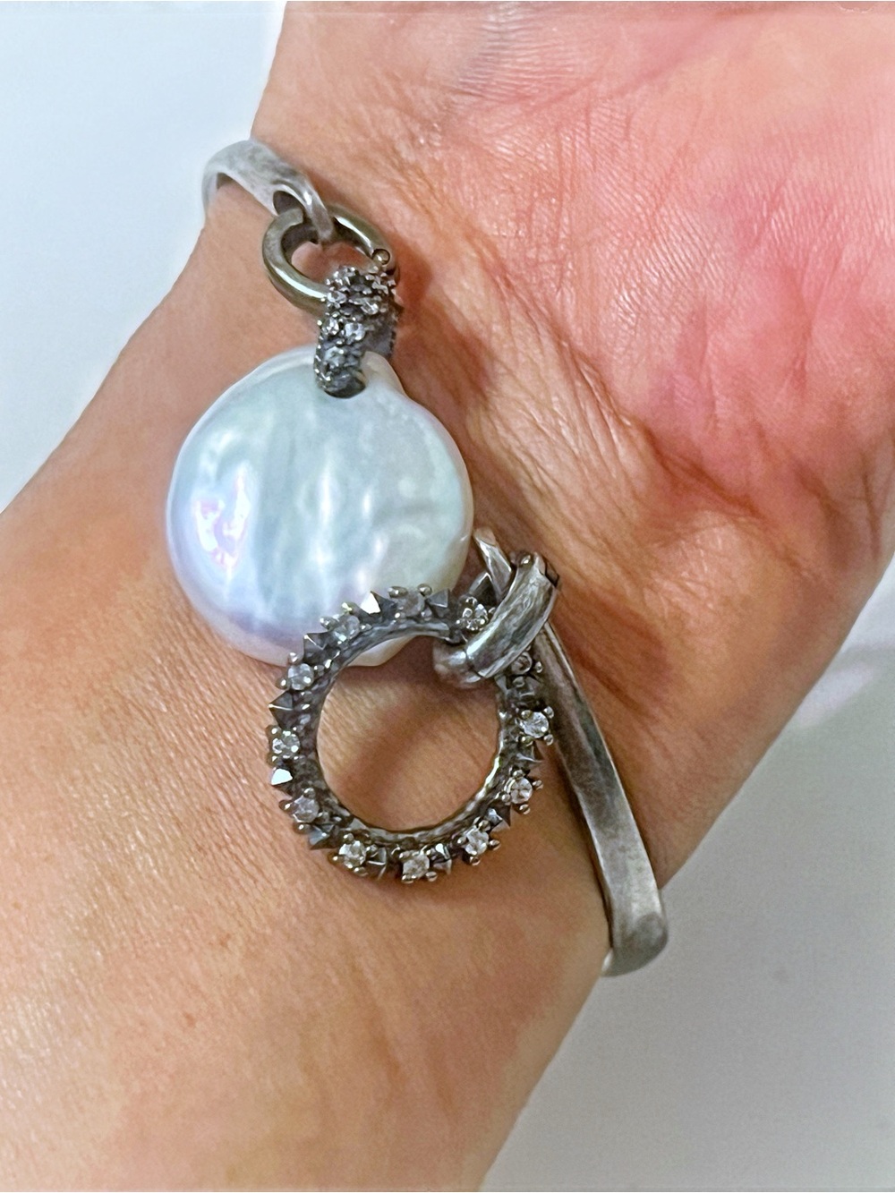 Kendra Scott Modular Bracelet & Crystal Eternity + Freshwater Pearl Charm EUC - Picture 5 of 10